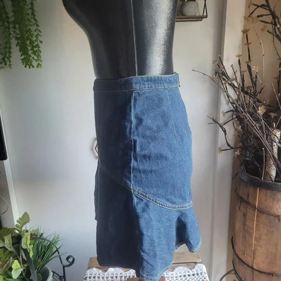 Denim Ruffled Peplum Skirt - Picture 5 of 6